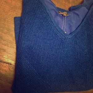 Lucky Brand T-shirt sweater.